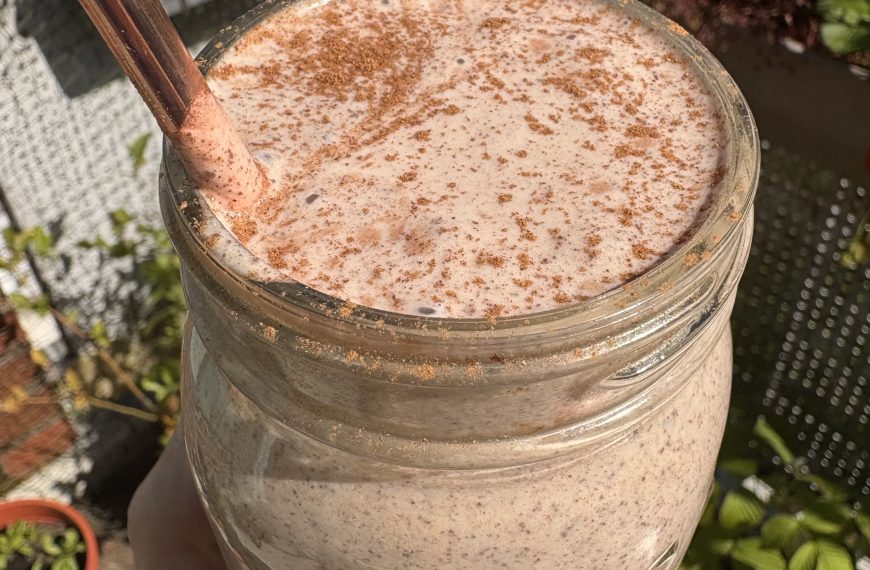 Creamy Chocolate Tahini Date Shake