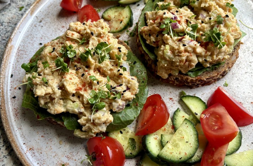 Creamy Smashed Chickpea Salad